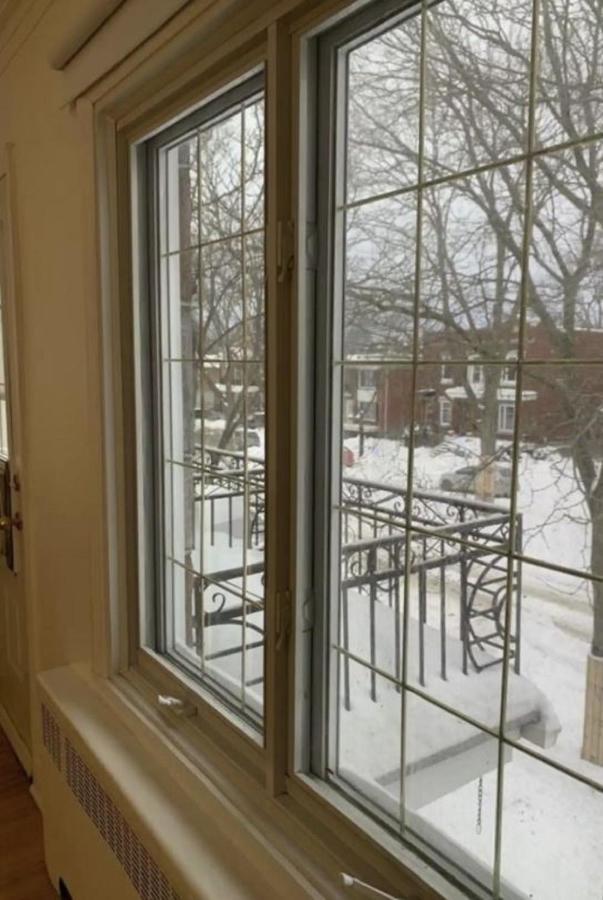 Free Parking, Beautiful 4 1/2- 2 Bedroom Apartment Montreal Exterior photo
